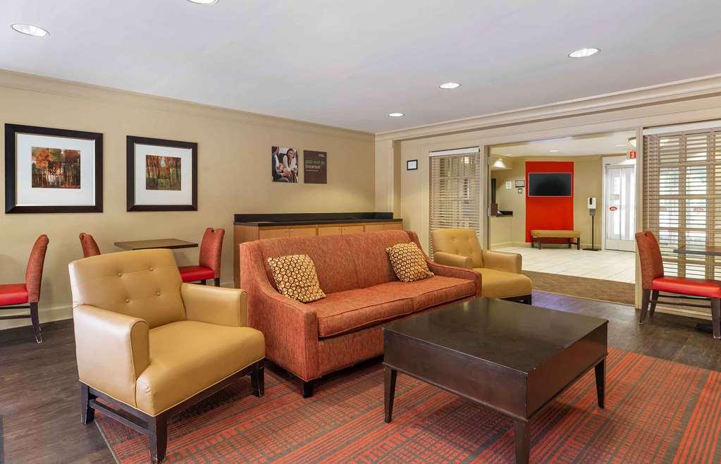 Extended America - Boston - - East Main Street 2* Westborough