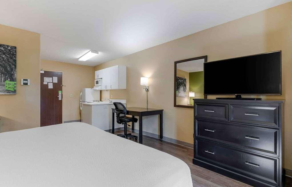 Extended America - Boston - - East Main Street 2* Westborough