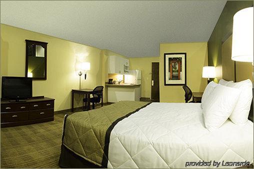 Extended America - Boston - - East Main Street Hotel